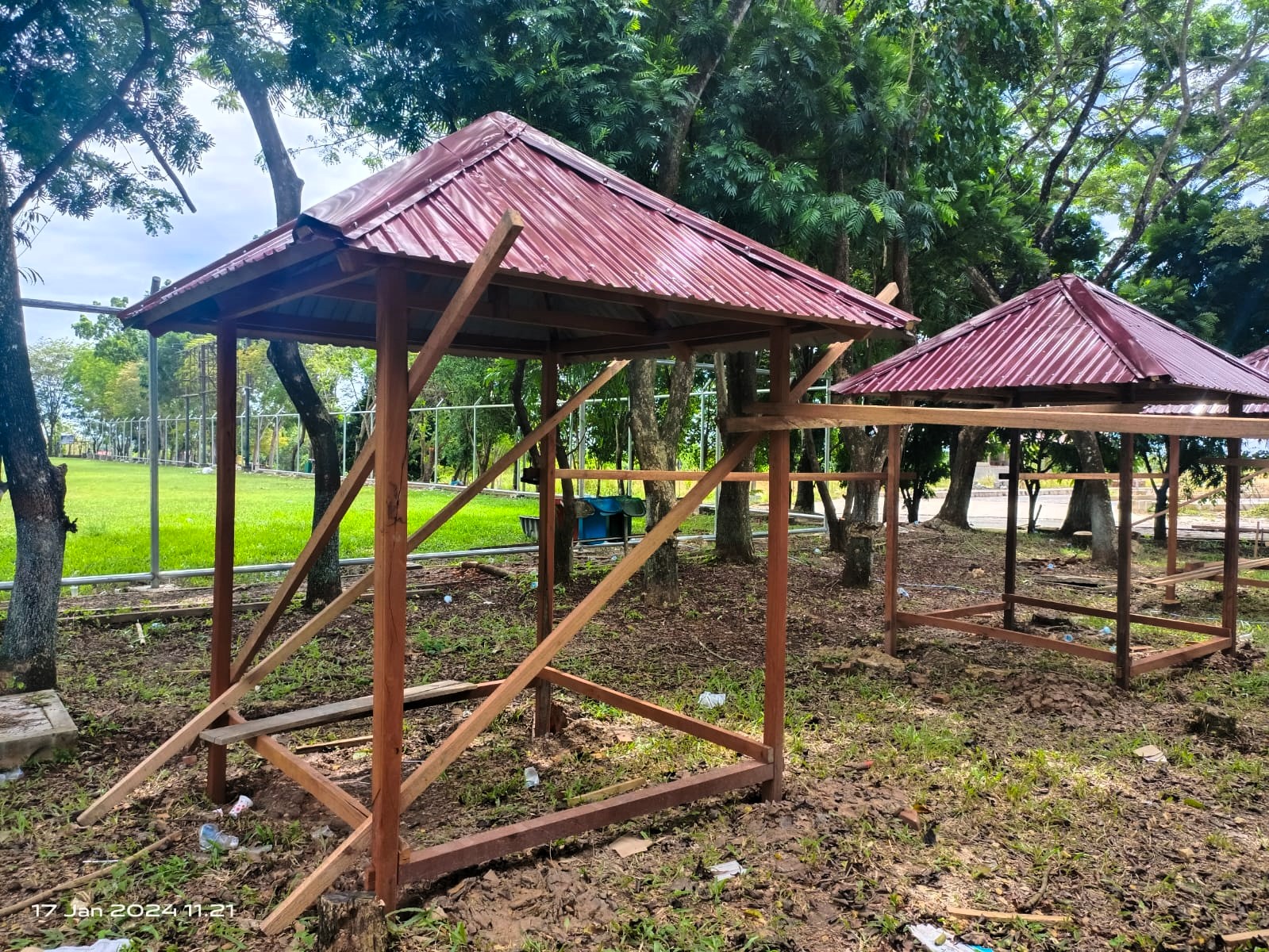 Sarana Pendukung Penangkaran Rusa Di Kantor Bupati Ppu Mulai Dibangun